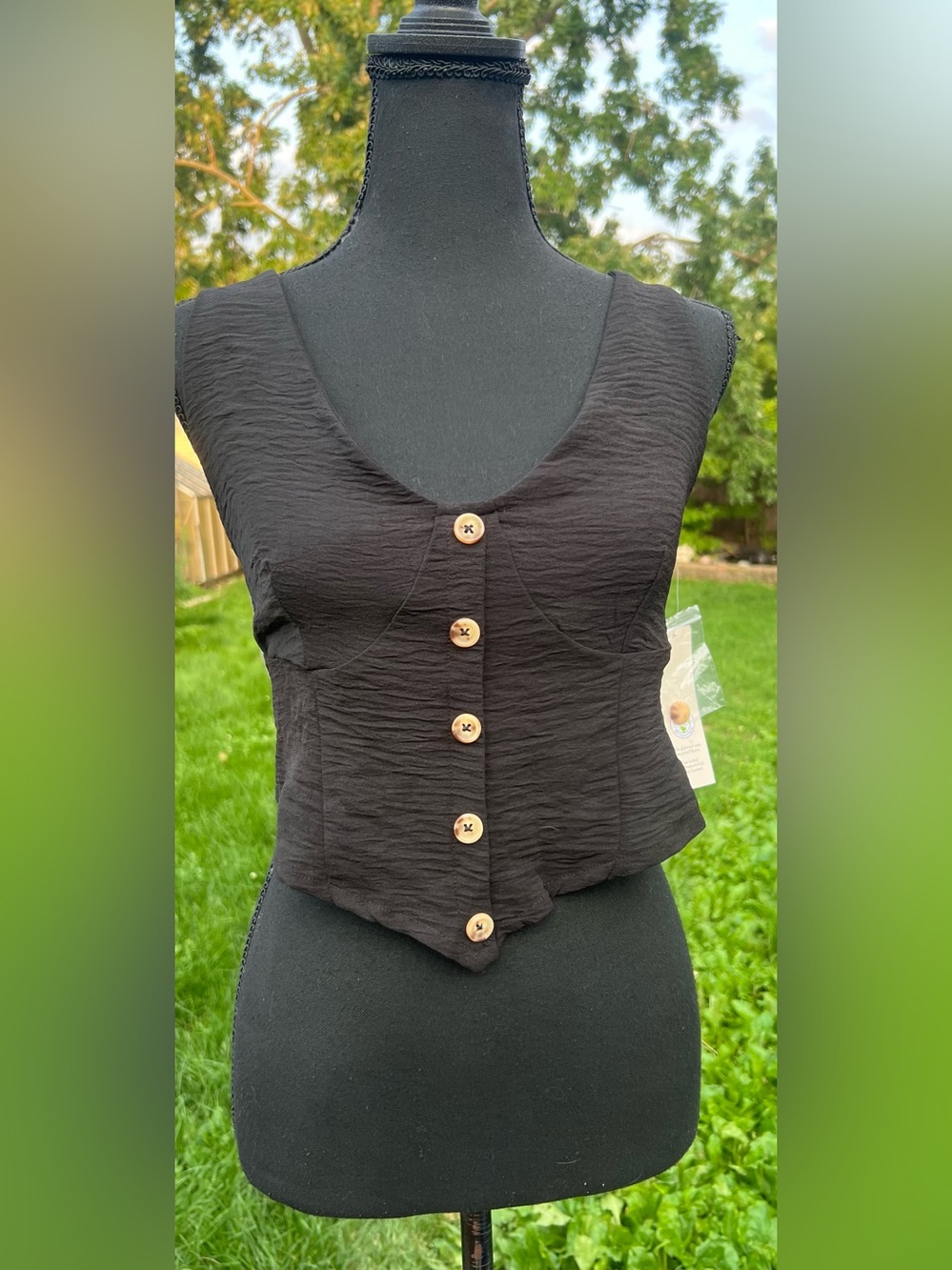 Black Textured Button-Front Crop Tank